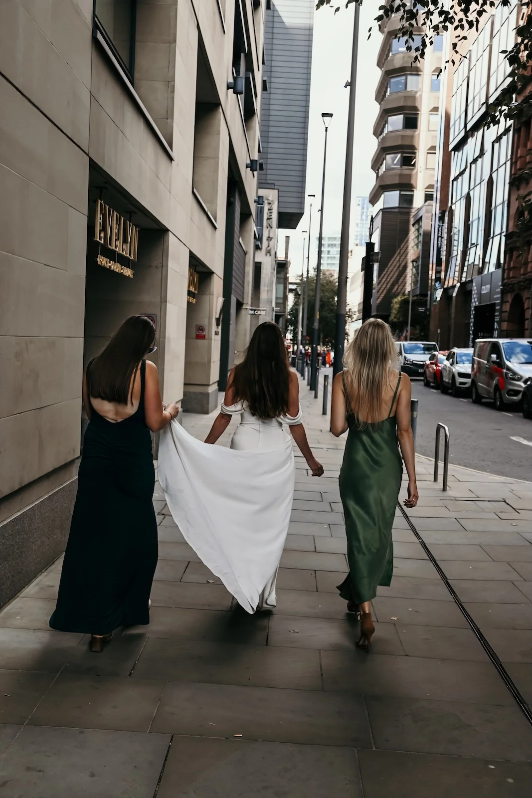 How to Choose a Wedding Photographer You Can Trust